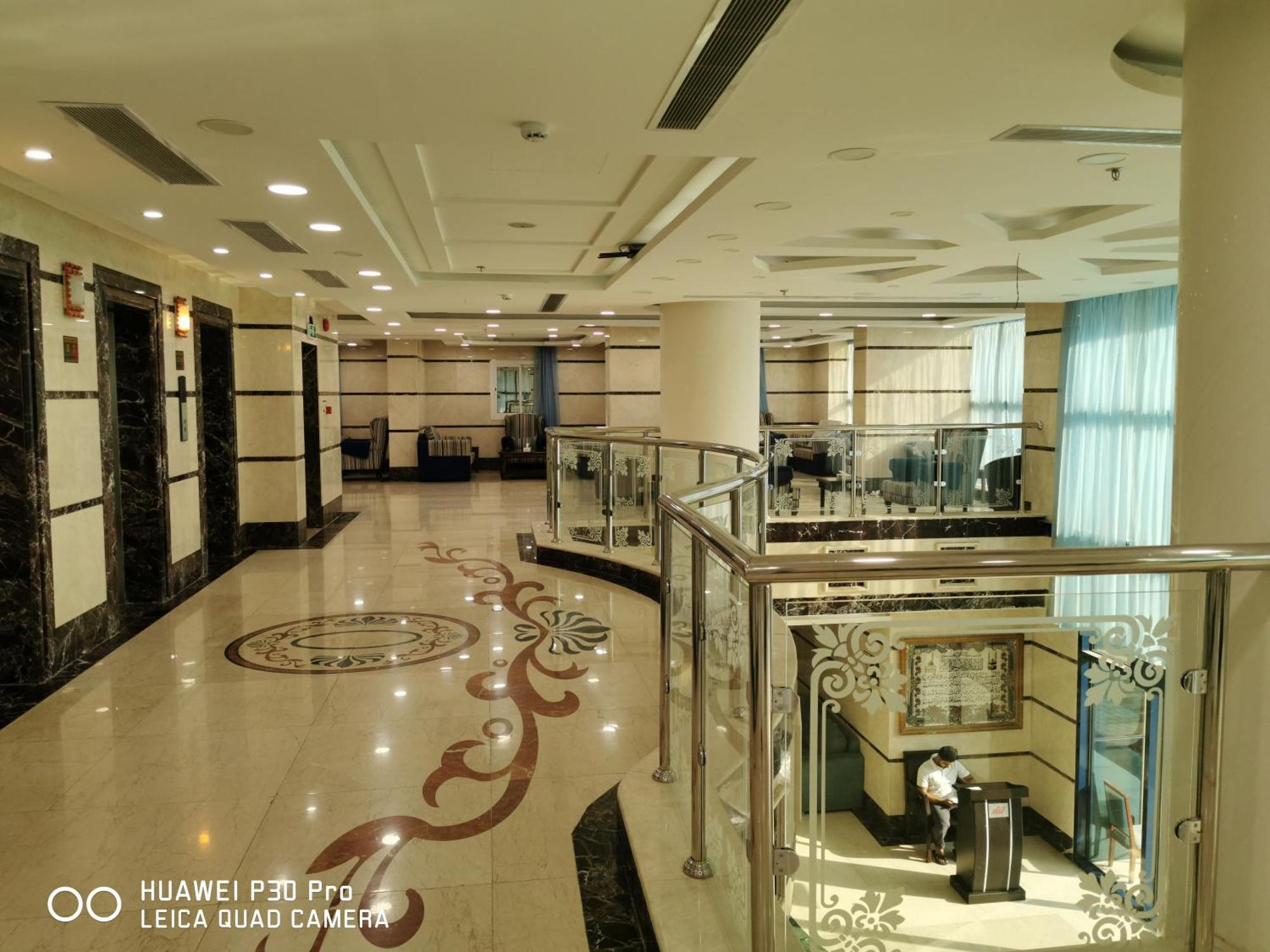 فندق ديار المشاعر Hotell Mekka Exteriör bild
